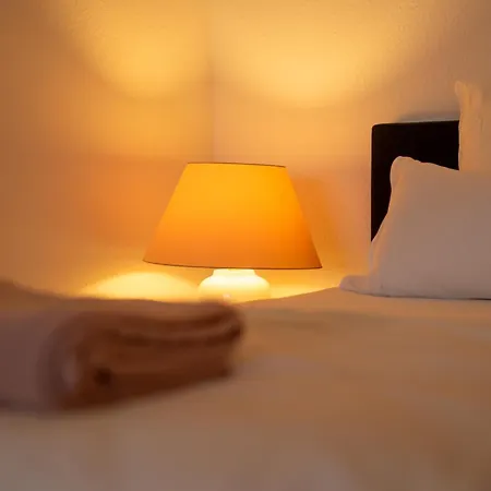 公寓 Serenity Mit Parkplatz, 10 Min Zum Flughafen 哈特斯海姆
